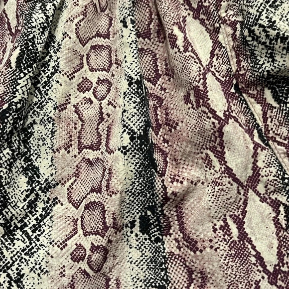 NWT!! Free People - The Way Home Printed Shorts - Medium - Anaconda Venom Cbo - Picture 10 of 10